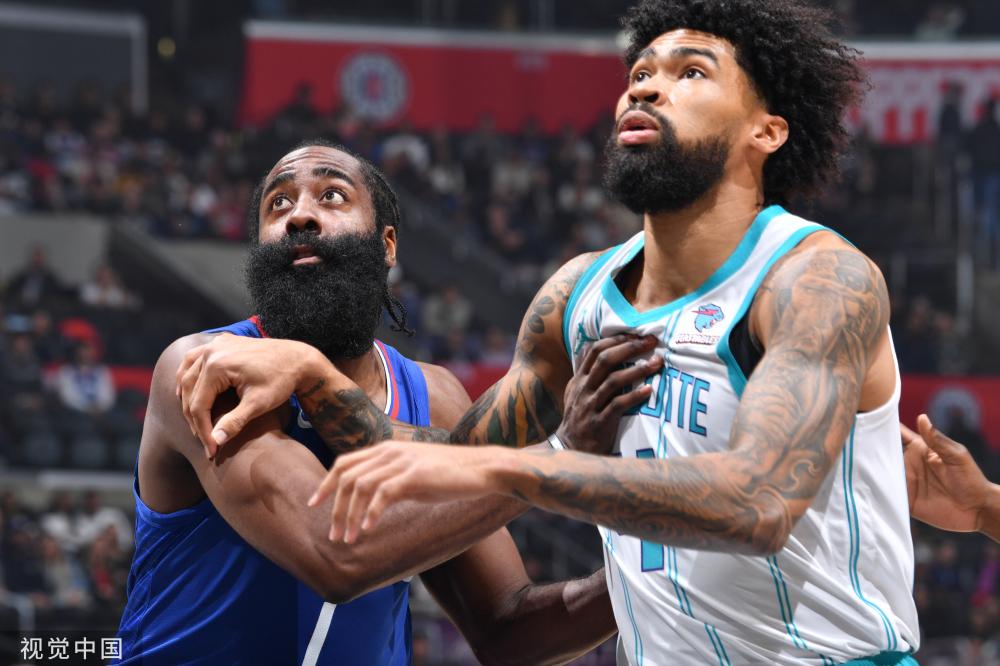 亚历山大不 亚历山大不